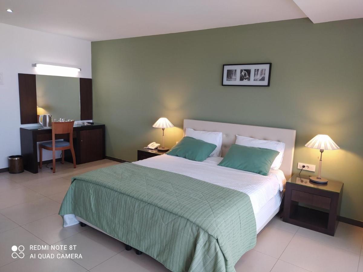 Apollon Hotel Толон Экстерьер фото