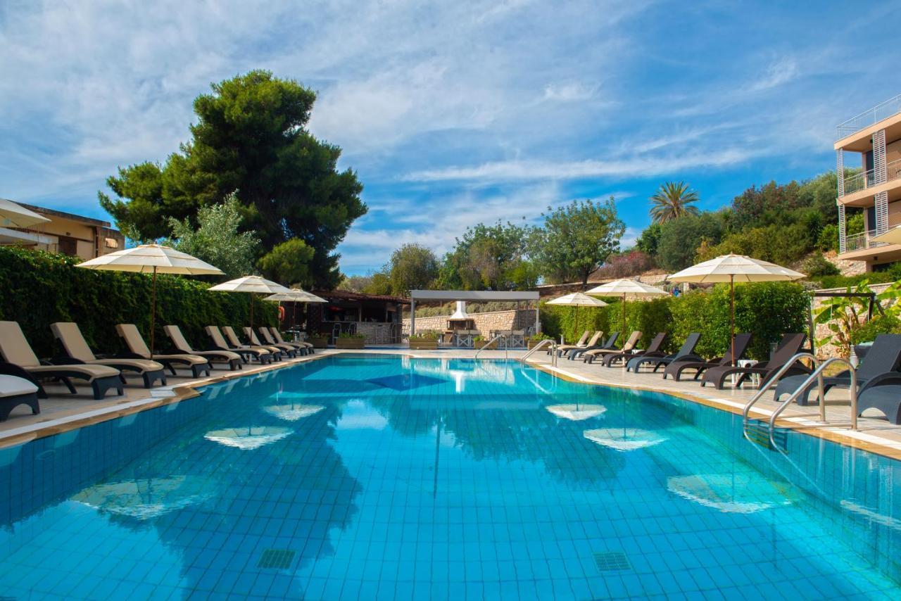 Apollon Hotel Толон Экстерьер фото