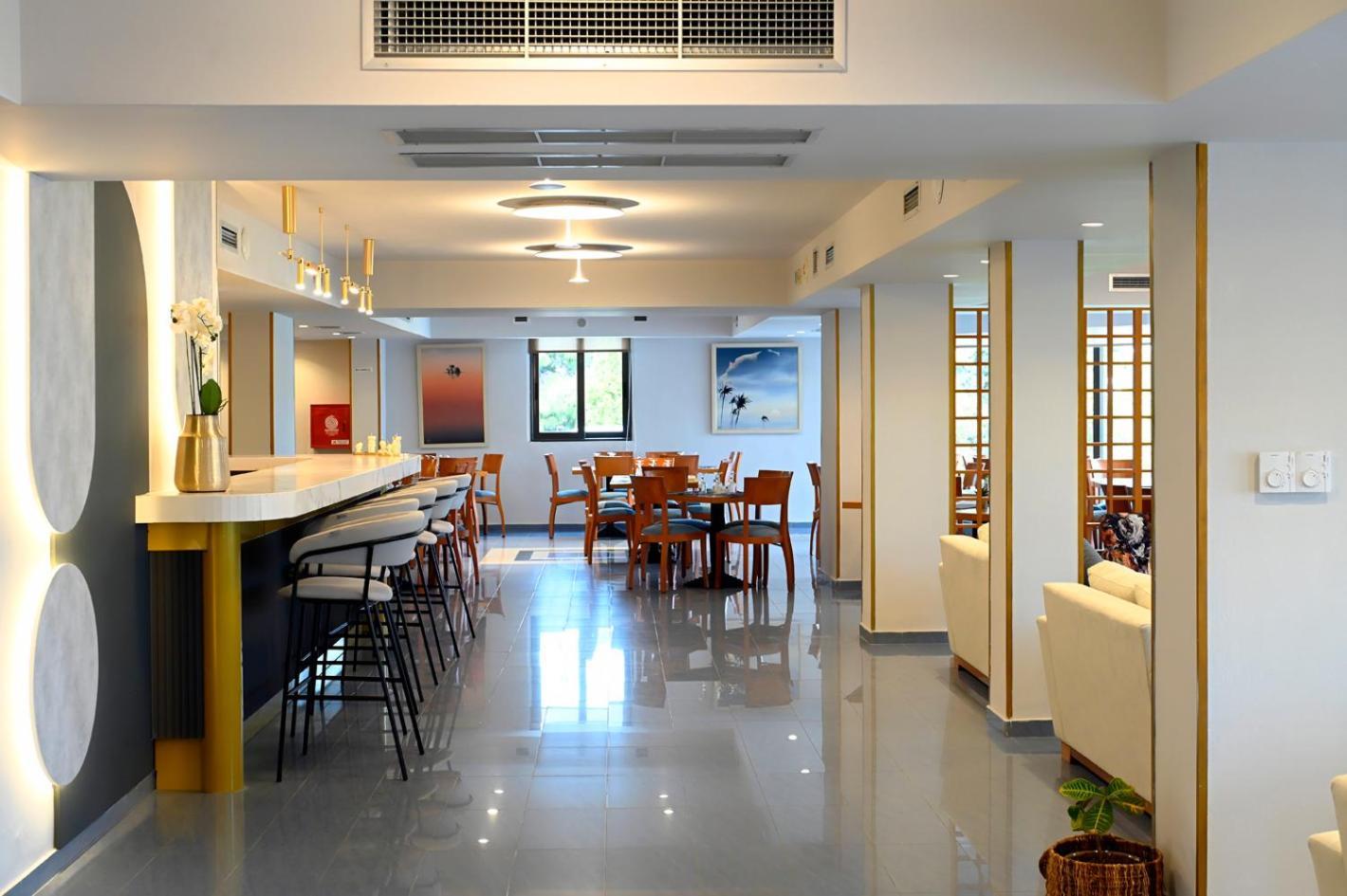 Apollon Hotel Толон Экстерьер фото