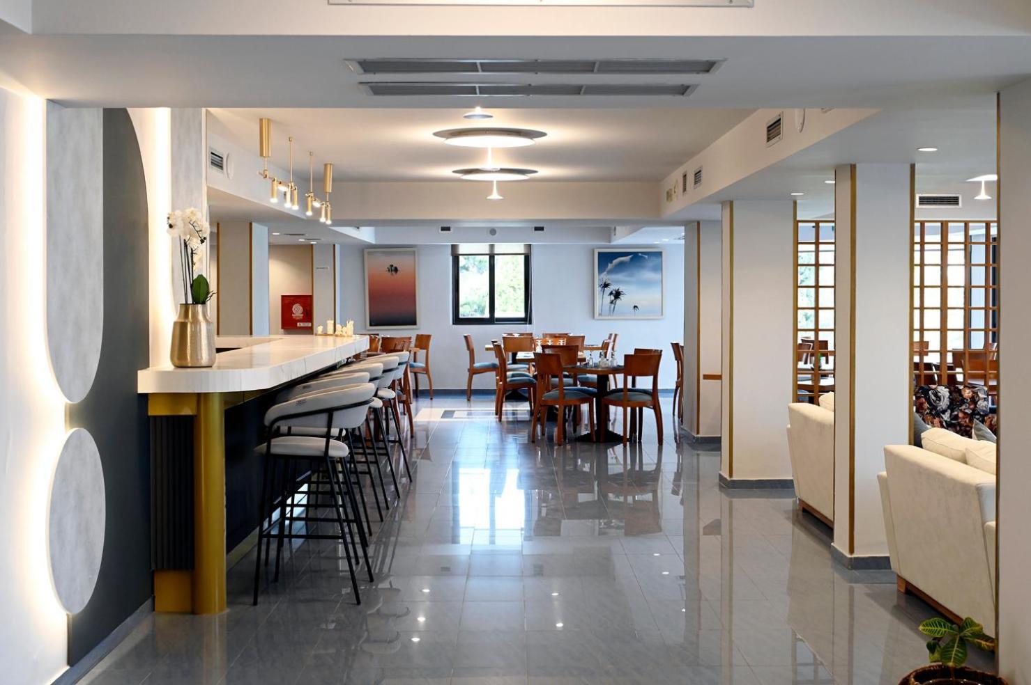 Apollon Hotel Толон Экстерьер фото