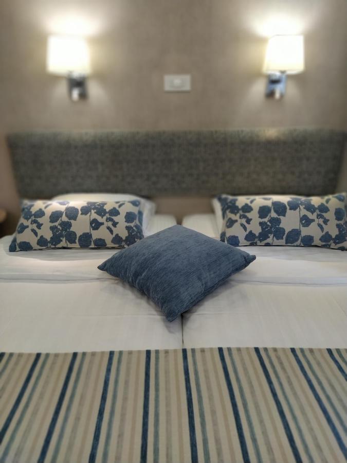 Apollon Hotel Толон Экстерьер фото