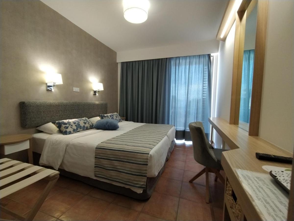 Apollon Hotel Толон Экстерьер фото